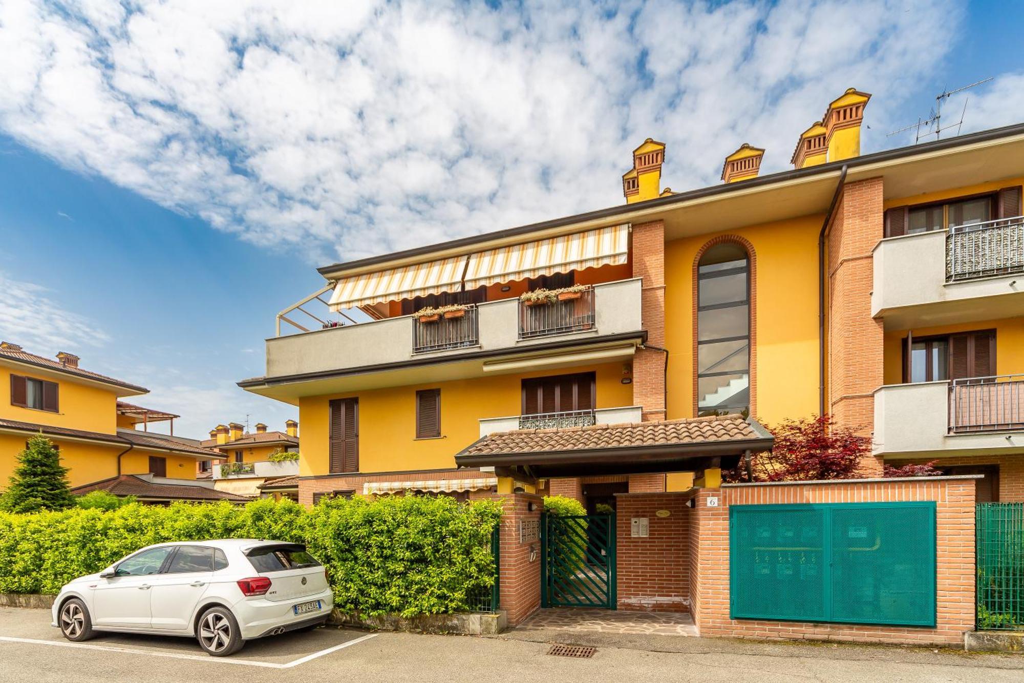 El Sol - Modern House Near Milan Dresano