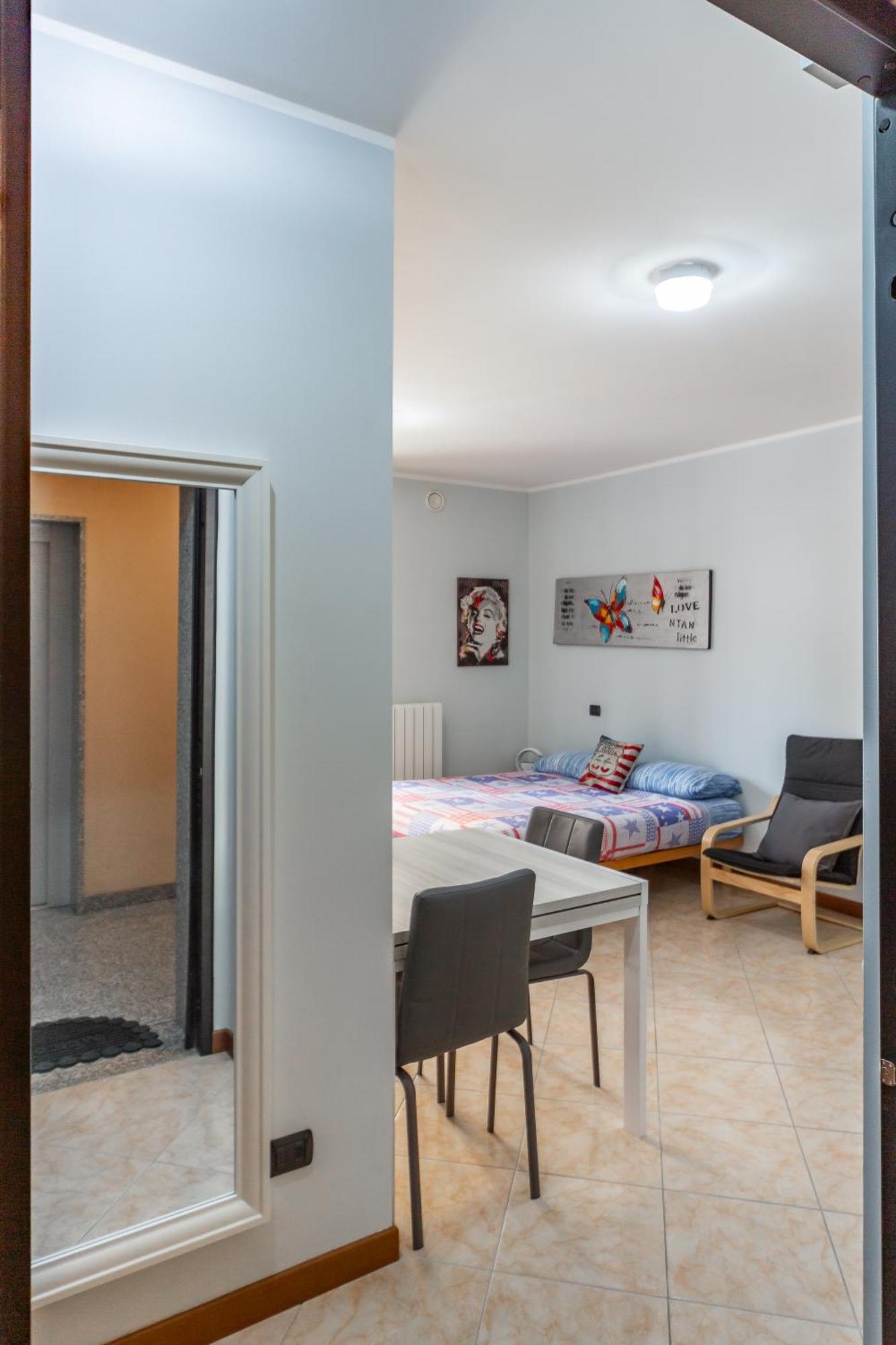 El Sol - Modern House Near Milan